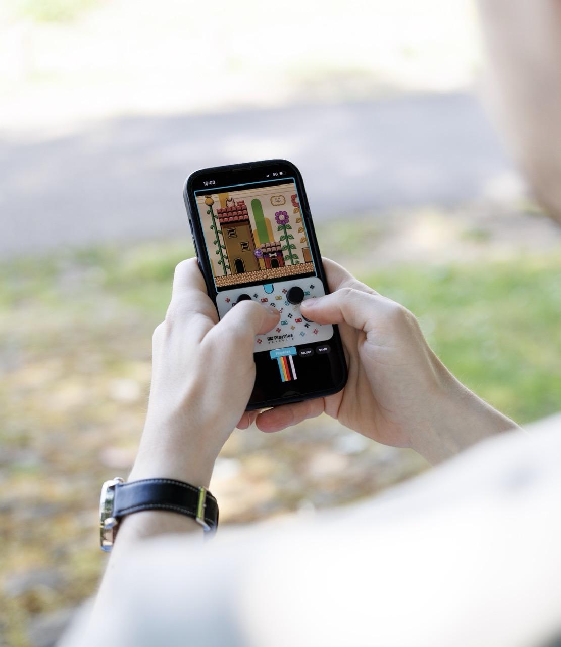 playtiles - season 2 in hands